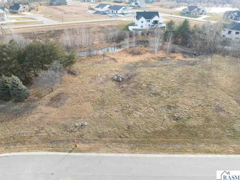117 Pine Creek Road Mankato MN 56001