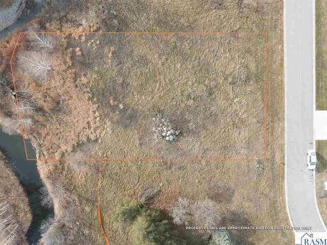 117 Pine Creek Road Mankato MN 56001