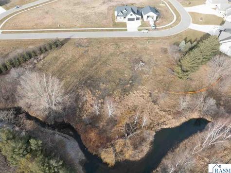117 Pine Creek Road Mankato MN 56001