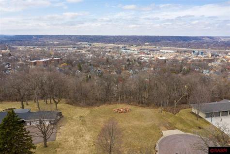 26 Sumner Hills Road Mankato MN 56001