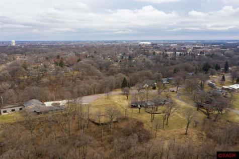 26 Sumner Hills Road Mankato MN 56001