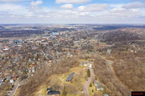 26 Sumner Hills Road Mankato MN 56001