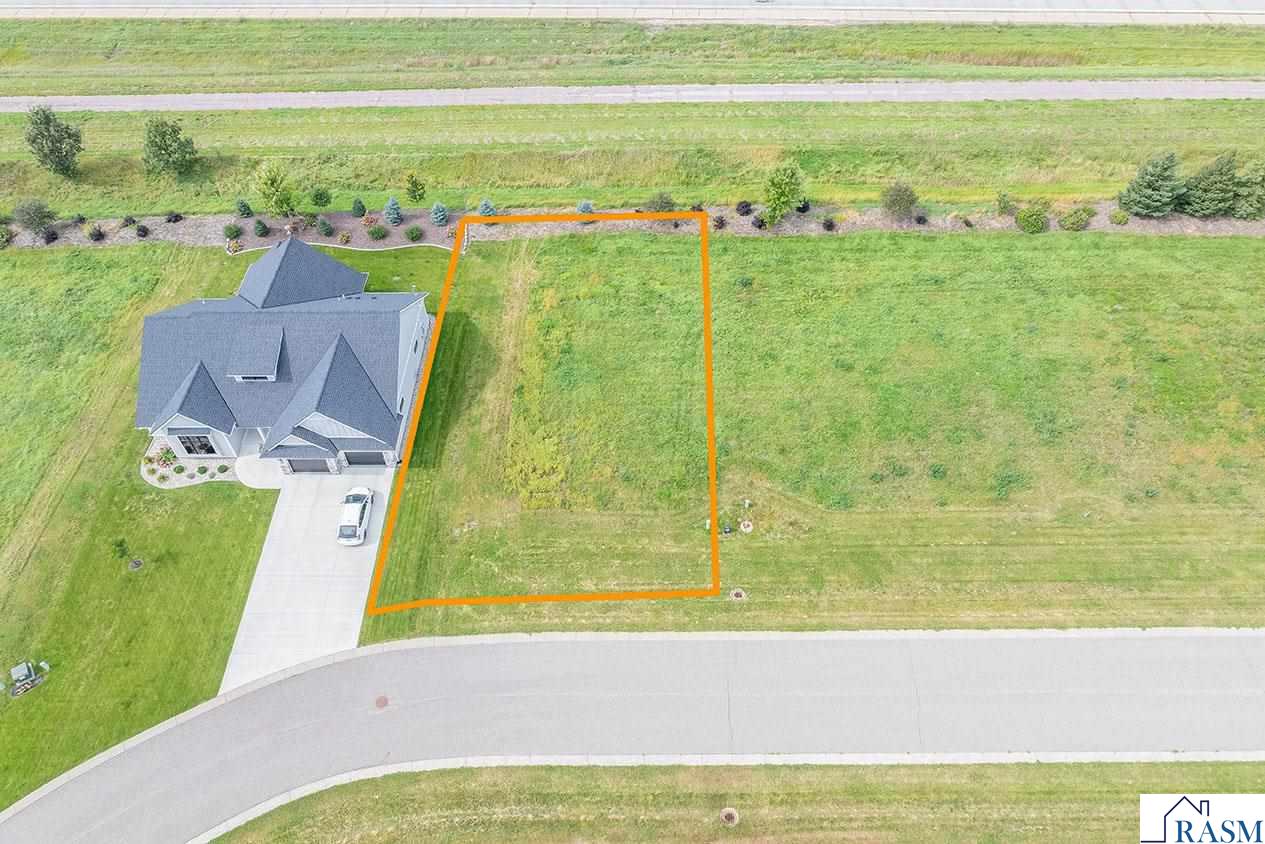 208 Double Eagle Drive Mankato MN 56001