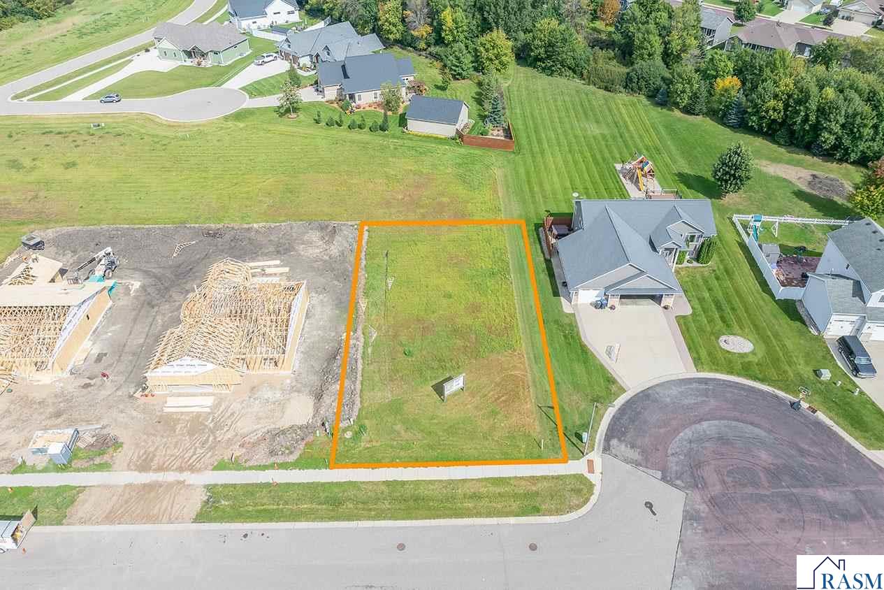 301 Pinehurst Drive Mankato MN 56001