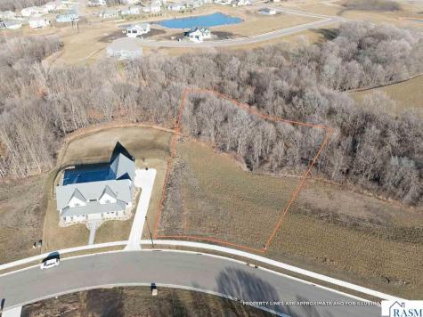 22 South Pointe Court North Mankato MN 56003
