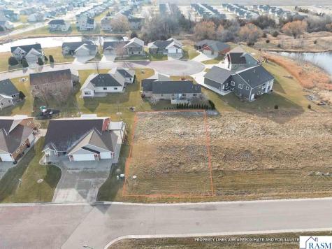 300 Pinehurst Drive Mankato MN 56001