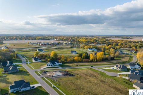 216 Double Eagle Drive Mankato MN 56001