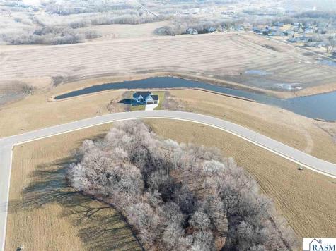 2129 Deerwood Drive North Mankato MN 56003