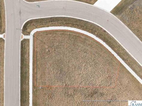 110 Pine Creek Road Mankato MN 56001