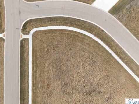 110 Pine Creek Road Mankato MN 56001