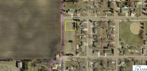 Xxx W Spors Street Le Center MN 56057