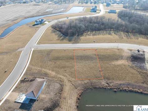 14 North Pointe Court North Mankato MN 56003