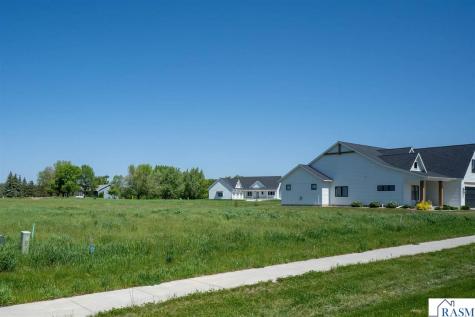 118 Pine Creek Road Mankato MN 56001
