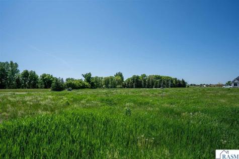 118 Pine Creek Road Mankato MN 56001
