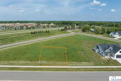 118 Pine Creek Road Mankato MN 56001