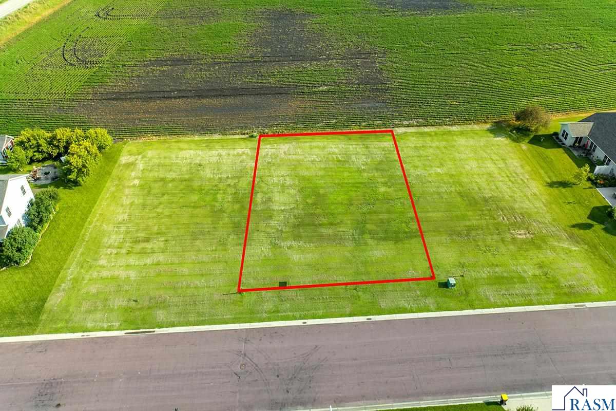 24 Marples Avenue Minnesota Lake MN 56068