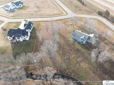 145 Pine Creek Road Mankato MN 56001