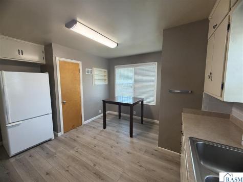 1219 E Main Street Mankato MN 56001