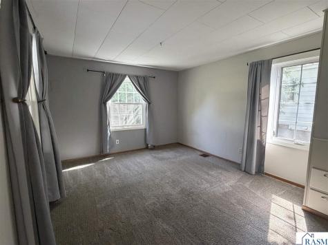 1219 E Main Street Mankato MN 56001