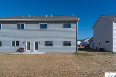 3129 & 3131 Noble Drive Mankato MN 56003