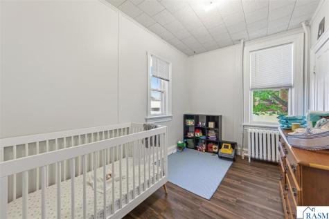 1104 N 5th Street Mankato MN 56001