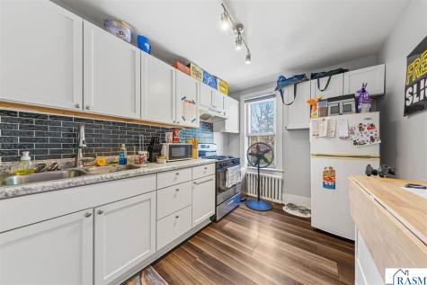 1104 N 5th Street Mankato MN 56001