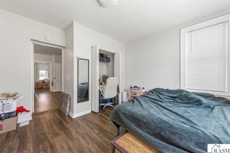 1104 N 5th Street Mankato MN 56001