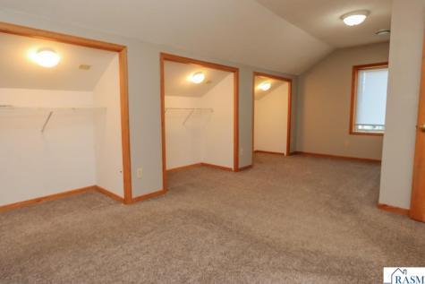 196 W Main Street Elysian MN 56028