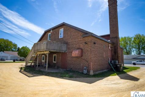 196 W Main Street Elysian MN 56028