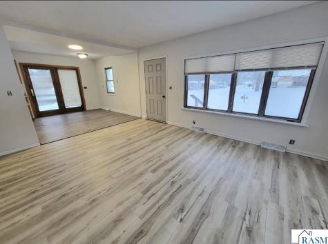 802 Lehiller Street Mankato MN 56001