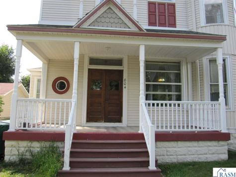 804 S 4th Street St. Peter MN 56082