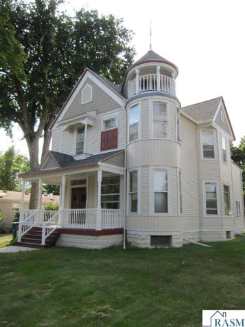 804 S 4th Street St. Peter MN 56082