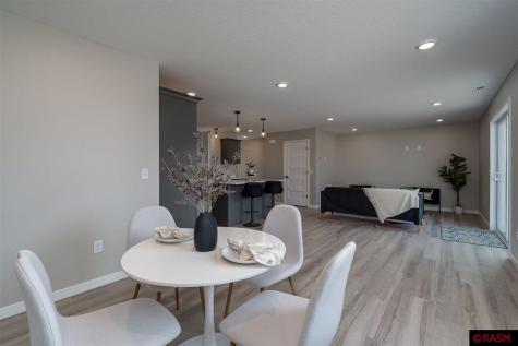 3216 Scotch Lane Mankato MN 56001