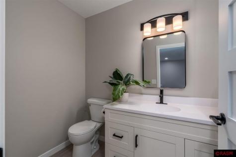 3216 Scotch Lane Mankato MN 56001