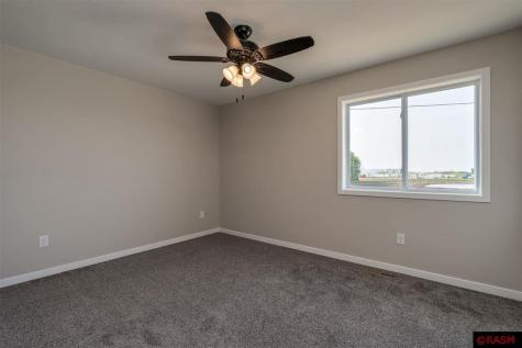 3216 Scotch Lane Mankato MN 56001