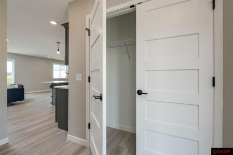 3216 Scotch Lane Mankato MN 56001