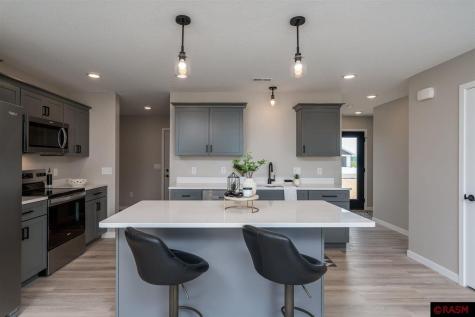 3216 Scotch Lane Mankato MN 56001