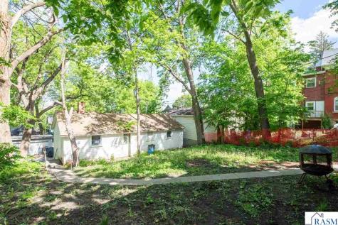 112 S 5th Street Mankato MN 56001