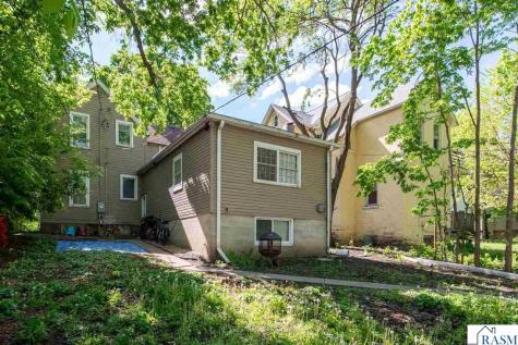 112 S 5th Street Mankato MN 56001