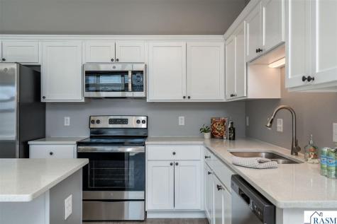 405 Prairie Rose Trail Mankato MN 56001