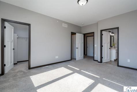 405 Prairie Rose Trail Mankato MN 56001