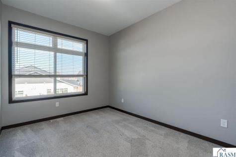 405 Prairie Rose Trail Mankato MN 56001