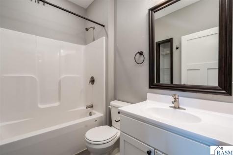 405 Prairie Rose Trail Mankato MN 56001