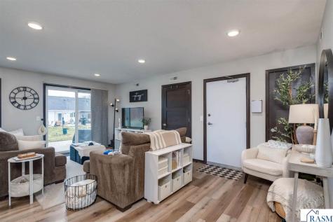 220 SW Maple Avenue Elysian MN 56028