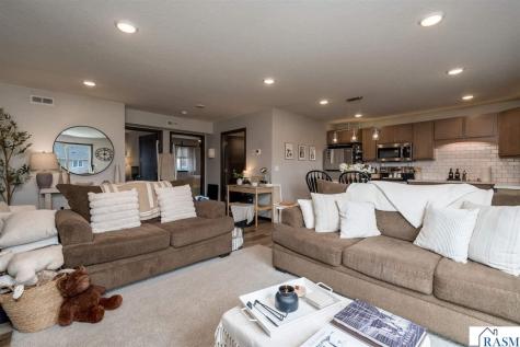 220 SW Maple Avenue Elysian MN 56028