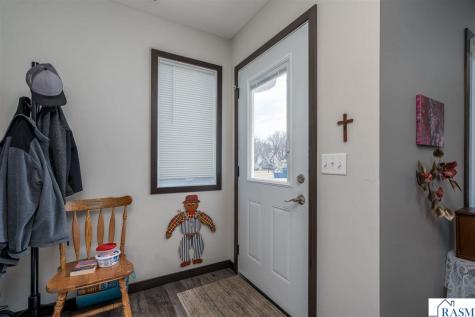 220 SW Maple Avenue Elysian MN 56028