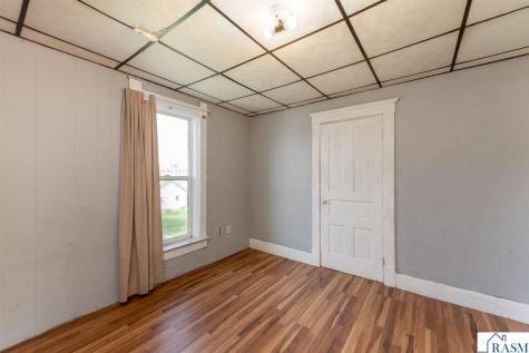 5 N Front Street New Ulm MN 56073