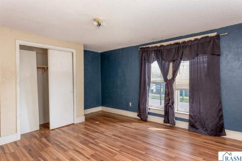 5 N Front Street New Ulm MN 56073