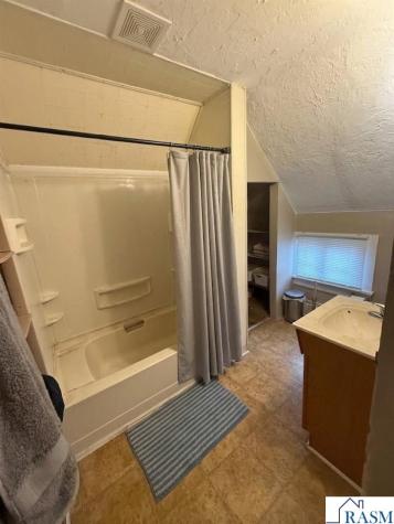 414 Madison Avenue Mankato MN 56001