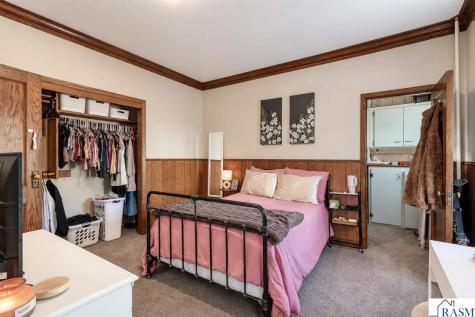 722 N Broad Street Mankato MN 56001